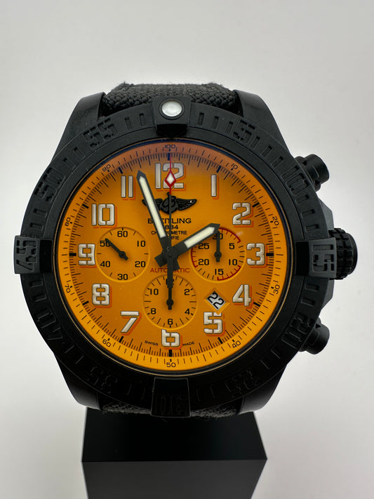 BREITLING Avenger Hurricane 12H XB0170 Fullset