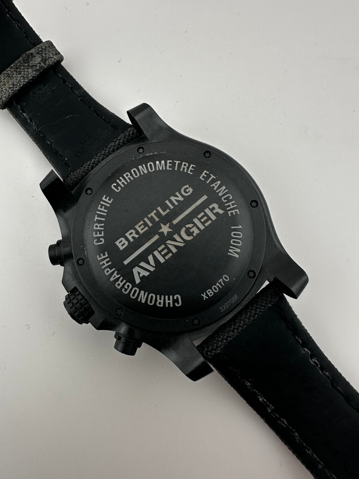 BREITLING Avenger Hurricane 12H XB0170 Fullset