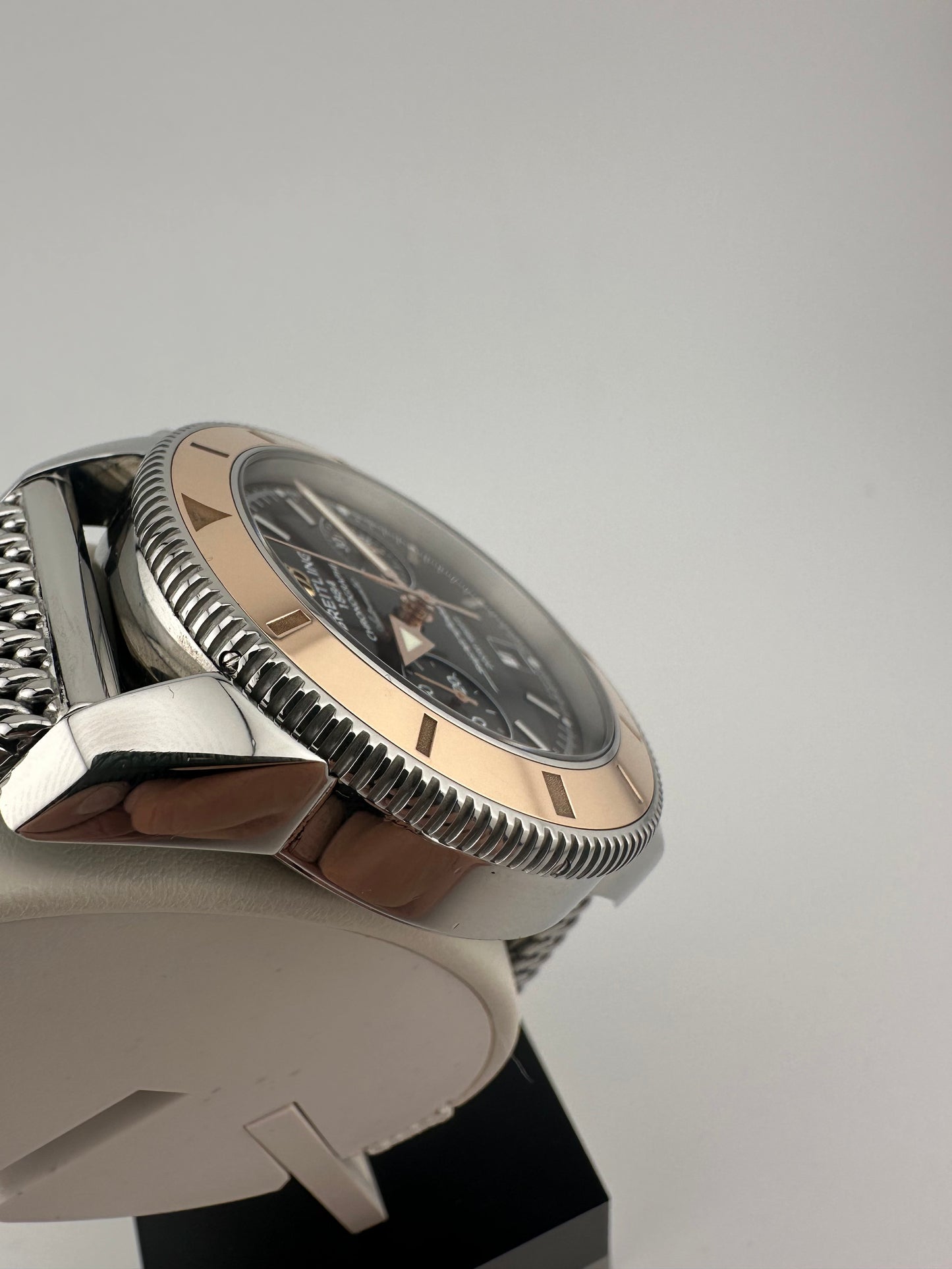 Breitling Superocean U23370