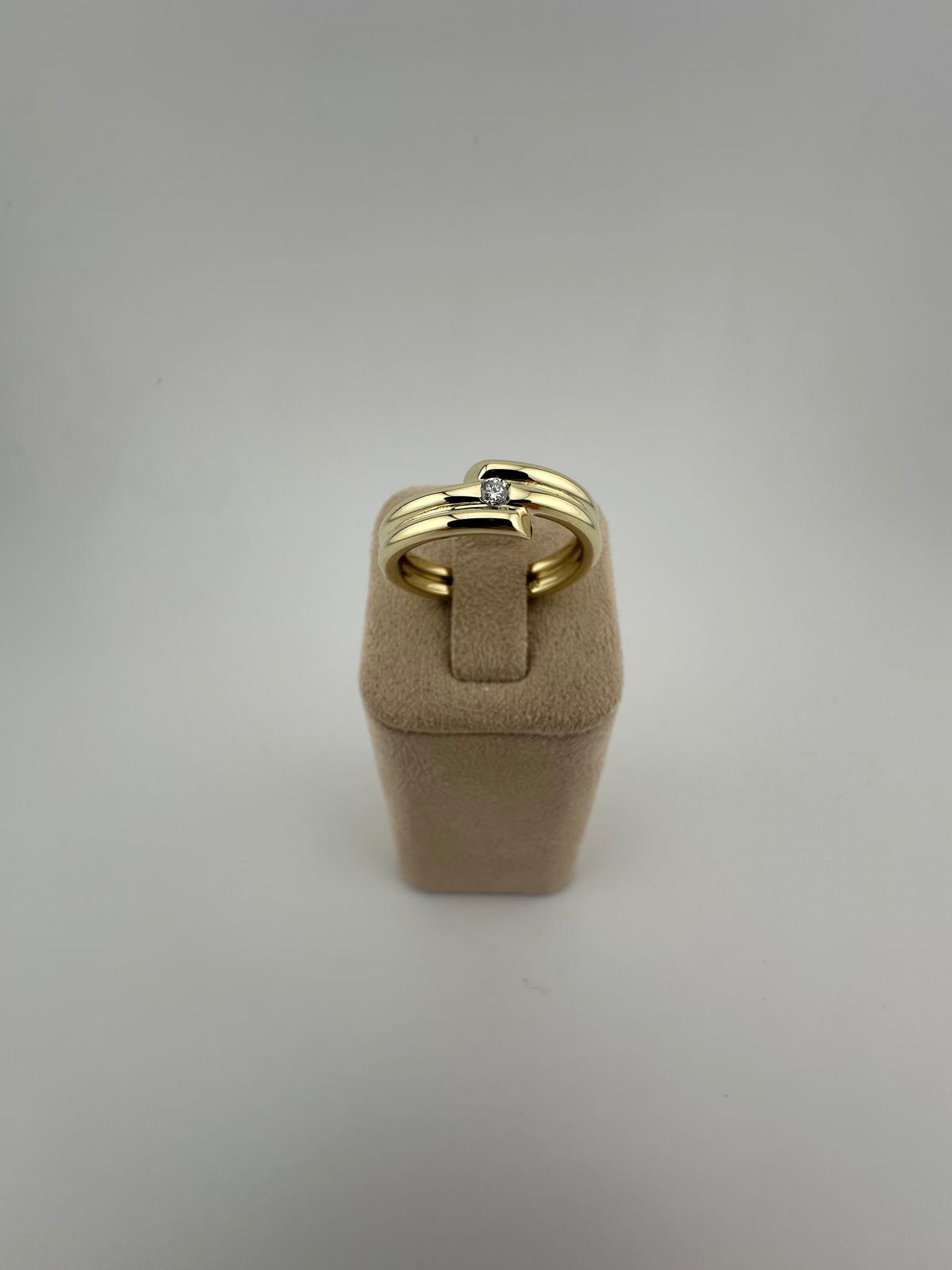 Goldring 585/- Gr. 56 7,10g mit 0,08ct Brillant