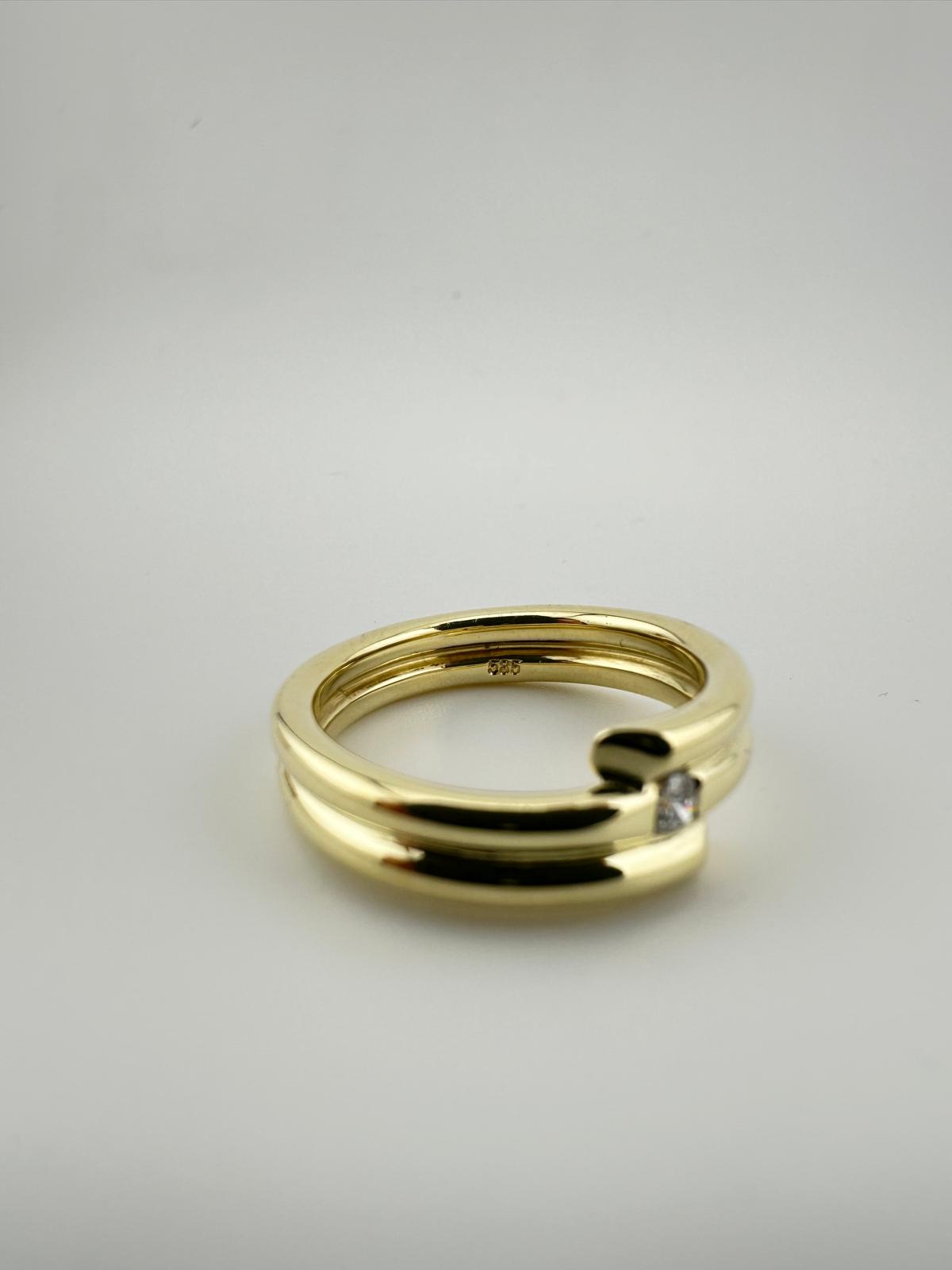 Goldring 585/- Gr. 56 7,10g mit 0,08ct Brillant