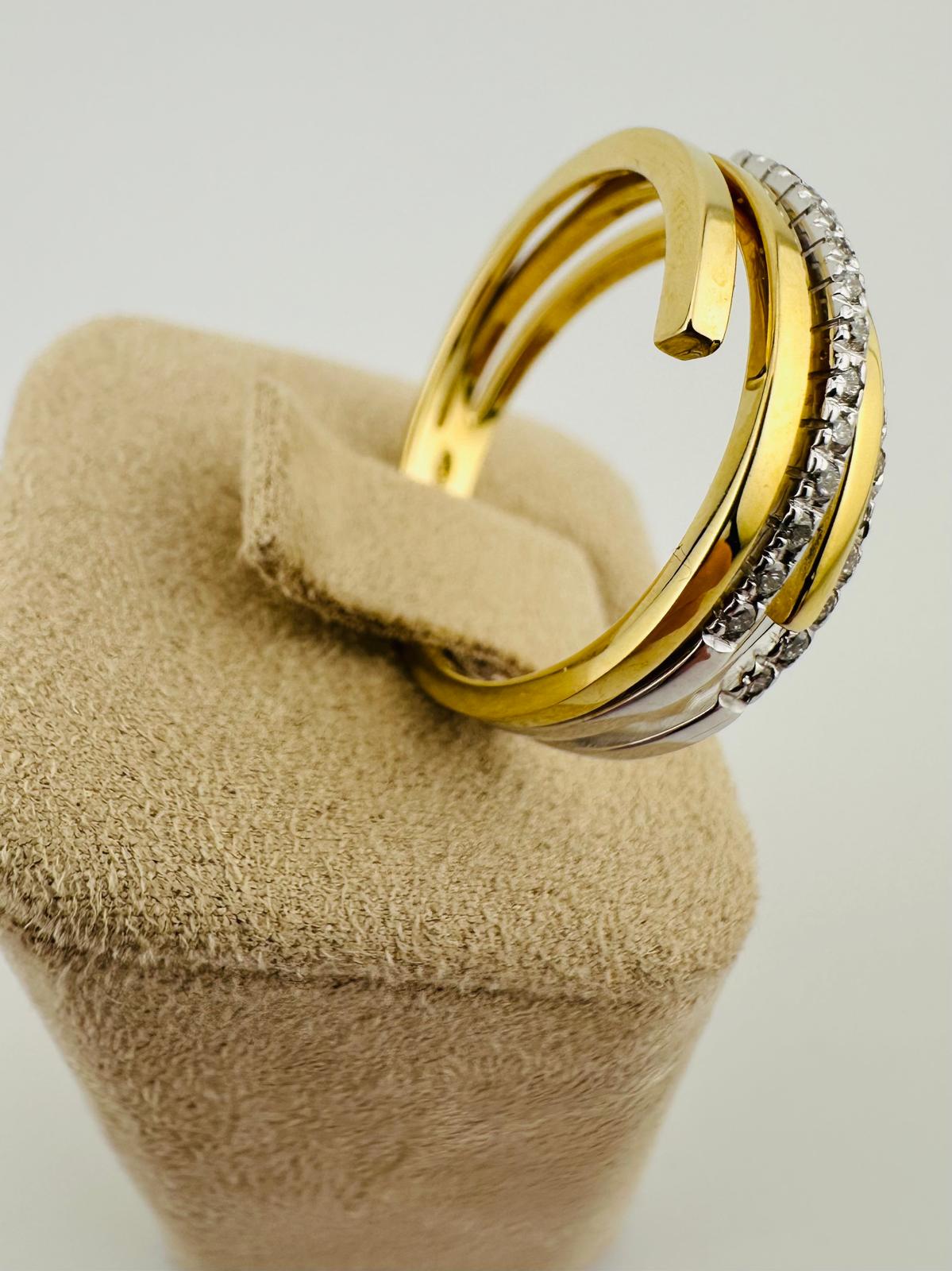 Bicolor Damenring 750/- mit 25 Brillanten insg. 0,375ct, 6,4g, gr. 57