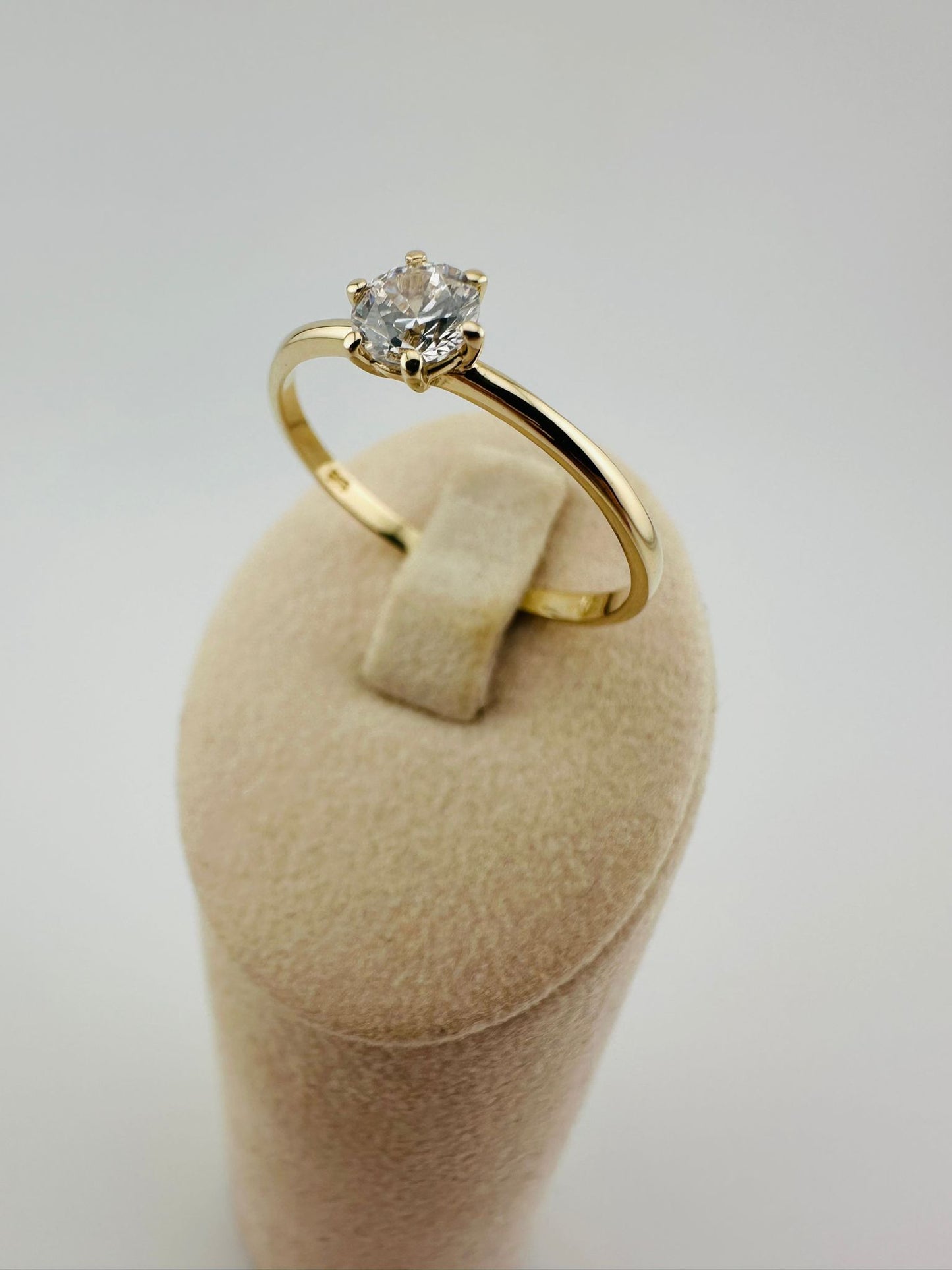 Verlobungsring 585/- Zirkonia