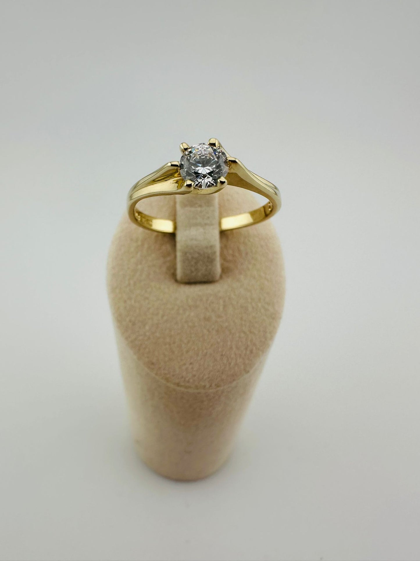 Verlobungsring 333/- Zirkonia