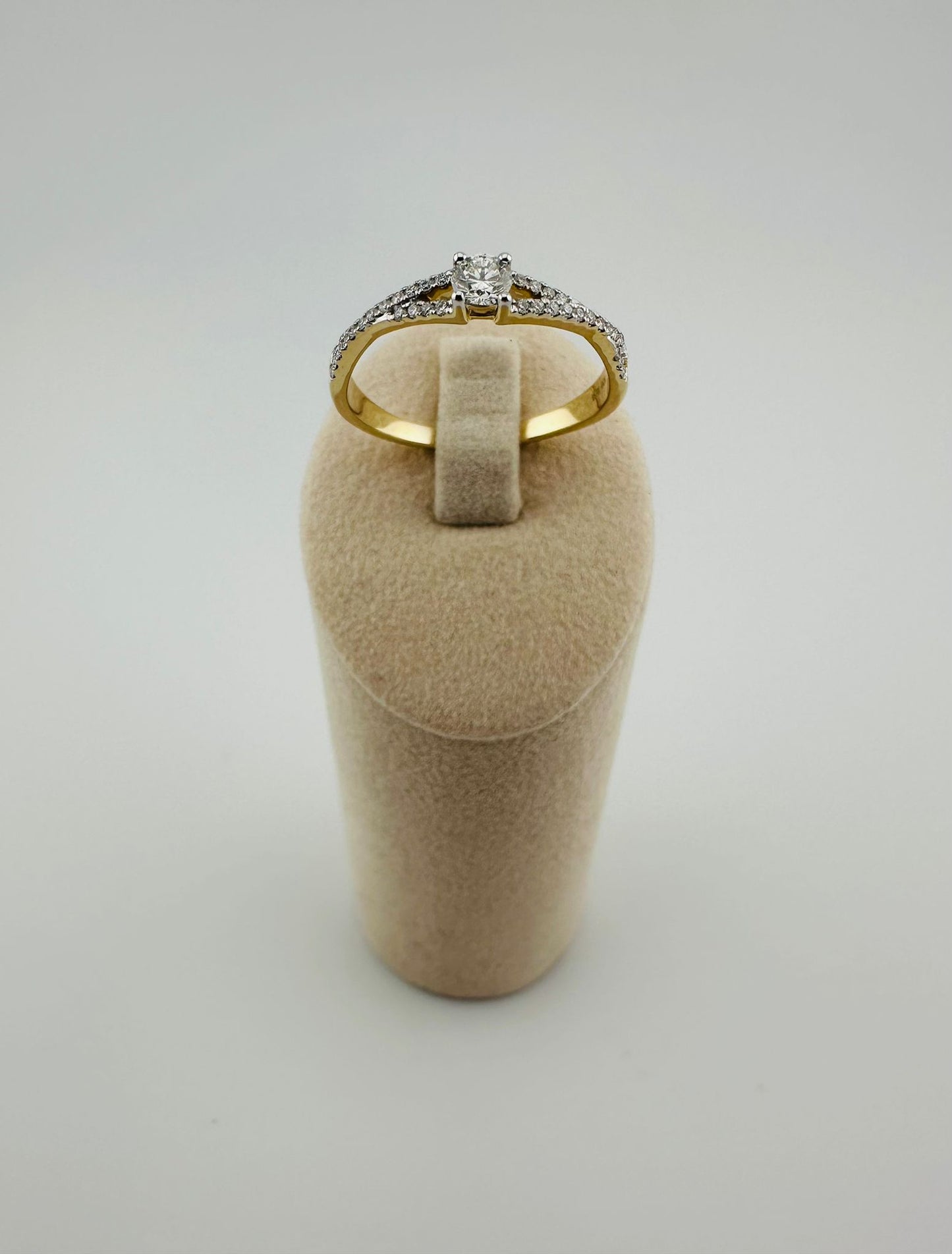 Verlobungsring 585/- Brillant 0,32 ct.