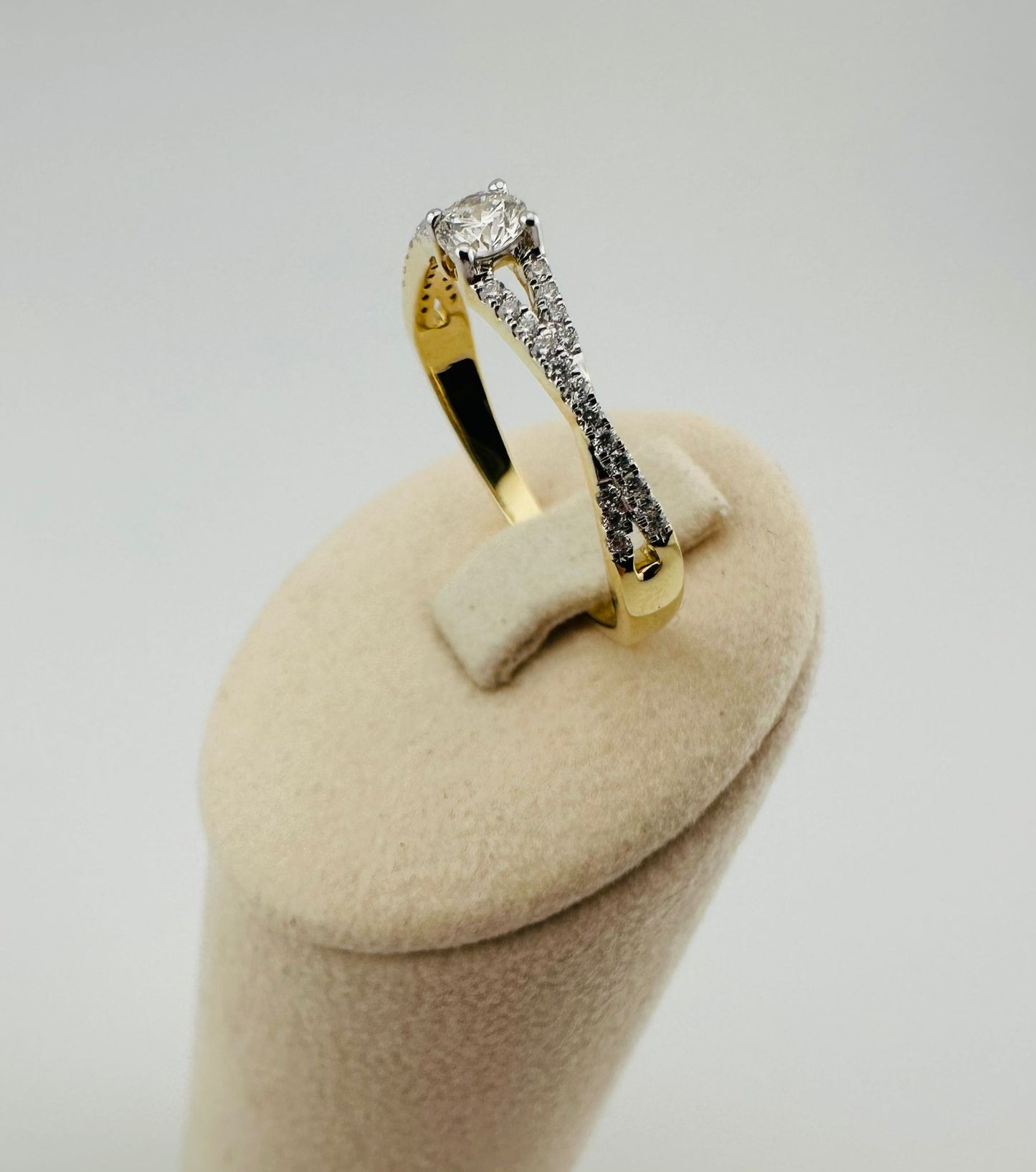 Verlobungsring 585/- Brillant 0,32 ct.